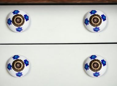 1.5" X 1.5" X 1.5" White Blue And Turquoise  Knobs 12 Pack