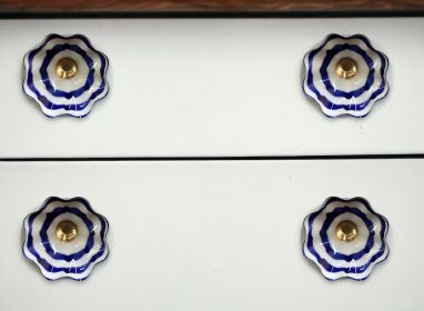 1.5" X 1.5" X 1.5" White Blue And Copper  Knobs 12 Pack