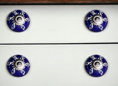 1.5" X 1.5" X 1.5" Navy White And Silver  Knobs 12 Pack