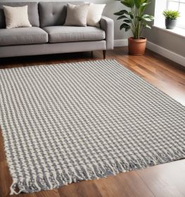 5' X 8' Ivory Or Grey Plaid Knitted Wool Indoor Area Rug With Fringe