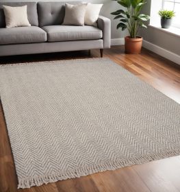 5' X 8' Oatmeal Beige Hand Woven Houndstooth Indoor Area Rug