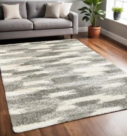 5' X 8' Gray And Ivory Geometric Pattern Area Rug