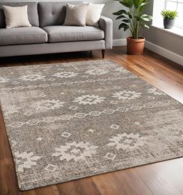 5' X 7' Gray and Ivory Ikat Area Rug