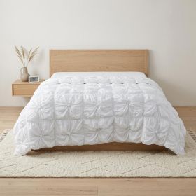 86" X 68" White Geometric Cotton Quilt